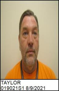 Robert James Taylor a registered Sex Offender of North Carolina