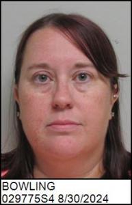 Laura Marie Bowling a registered Sex Offender of North Carolina