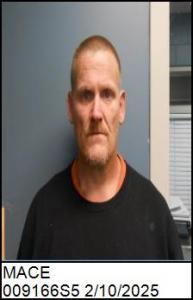 Luke Daniel Mace a registered Sex Offender of North Carolina