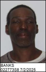 Lorenzo R Banks a registered Sex Offender of North Carolina