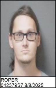 Ryan Gene Roper a registered Sex Offender of North Carolina