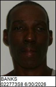 Lorenzo R Banks a registered Sex Offender of North Carolina