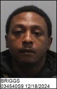 Antravis Q Briggs a registered Sex Offender of North Carolina