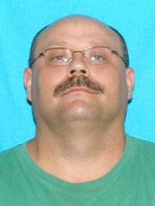 Roy Fred Manis a registered Sex Offender of Tennessee
