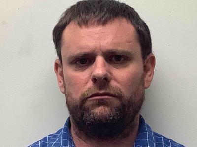 Daniel Weston Revette a registered Sex Offender of Tennessee
