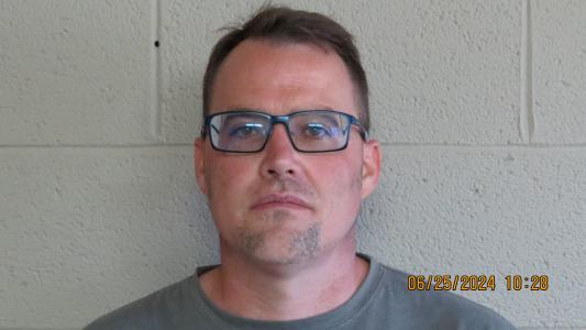 Shane Damon Nyhus a registered Sex Offender of Tennessee