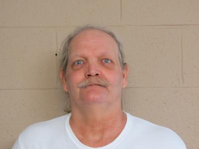 Dennis Eugene Brace a registered Sex Offender of Tennessee