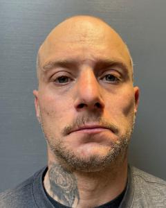 Benjamin David Daniels a registered Sex or Violent Offender of Indiana