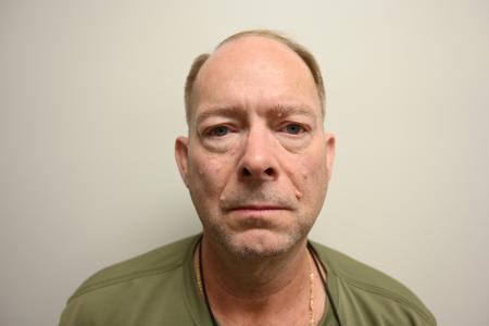 Dale Lindsey Labansat a registered  of South Carolina