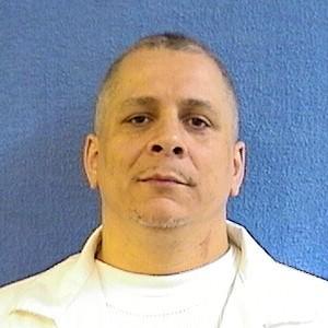 Luis A Echevarria a registered Sex Offender of Illinois