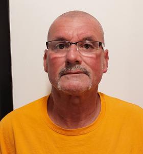 Michael Shawn Hutchison a registered  of Tennessee