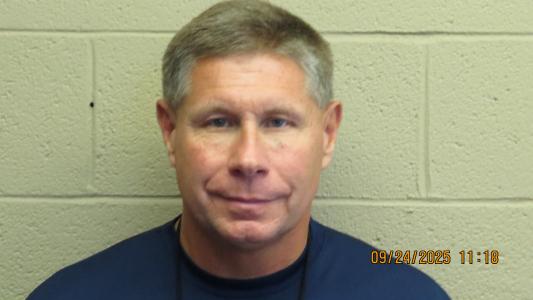 John Thomas Mullinicks a registered Sex Offender of Tennessee
