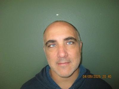 Blake D Burton a registered Sex Offender of Texas