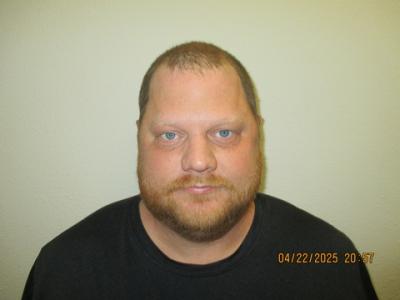 Kelly Andrew Burton a registered Sex Offender of Texas