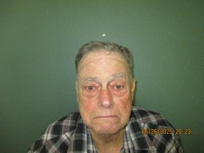 Wendell Wayne Hildebrant a registered  of Texas