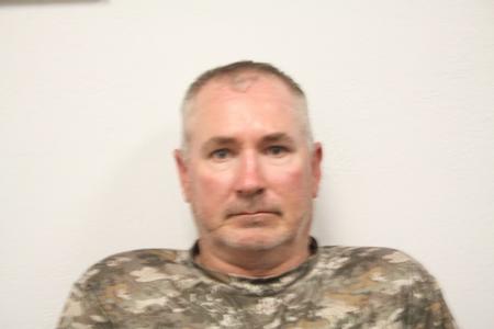 Monty Wayne Darnell a registered  of Texas