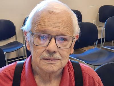 Russel Lee Hadley a registered  of Texas