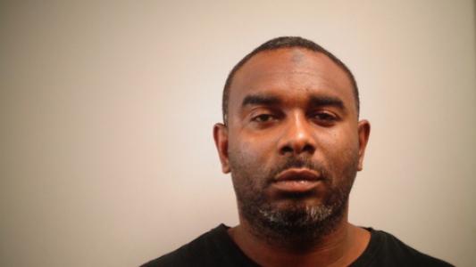 Derrick Lamart Vance a registered  of Texas