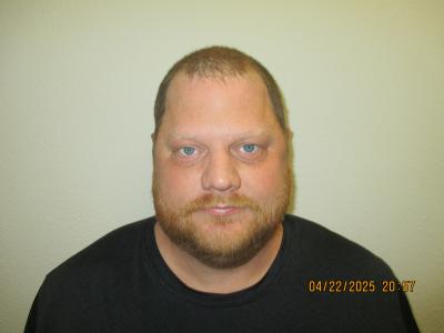 Kelly Andrew Burton a registered Sex Offender of Texas