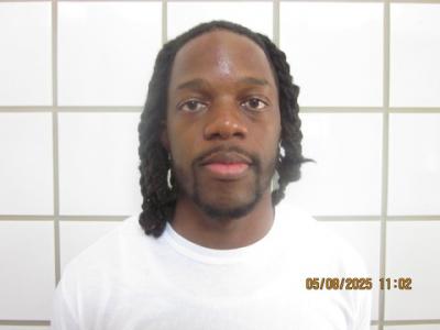 Darion Deshune Lewis a registered Sex Offender of Texas