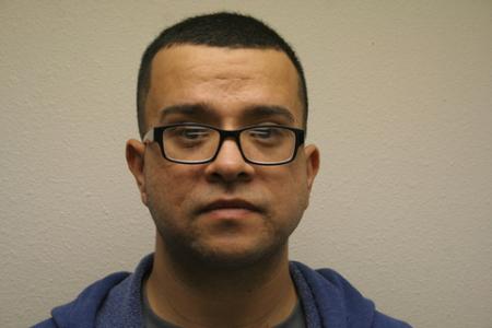 Roberto Quinonez Albarez Jr a registered Sex Offender of Texas