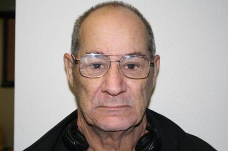 Lon Edward Wesner a registered  of Texas