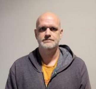 Derrick Ross Covington a registered Sex Offender of California