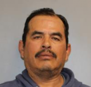 Cesar Julio Hernandez a registered Sex Offender of California