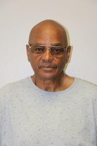 Don Dexler Mcneal a registered Sex Offender of California
