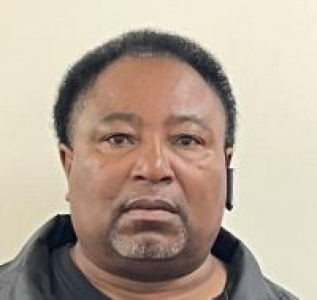 Elester Mollique Jr a registered Sex Offender of California