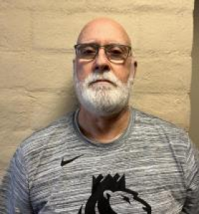 Glenn Wayne Holsonbake a registered Sex Offender of California