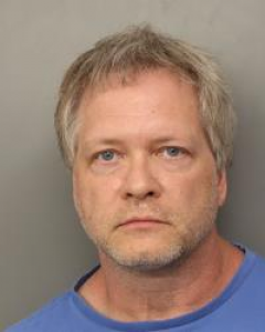 Jeffrey John Mcpherson a registered Sex Offender of California