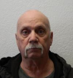 Richard David Farfan a registered Sex Offender of California