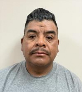 Roberto Miculax a registered Sex Offender of California