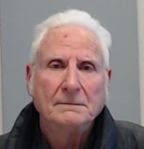 Robert William Burton a registered Sex Offender of California