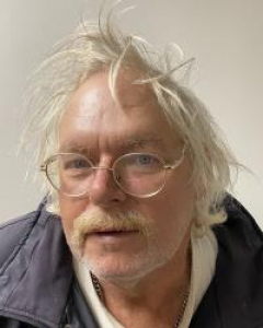 Robert Stanley Henry Jr a registered Sex Offender of California