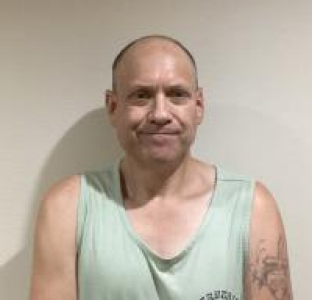Ryan Thomas Davis a registered Sex Offender of California