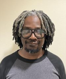 Shannon Lamont Henry a registered Sex Offender of California