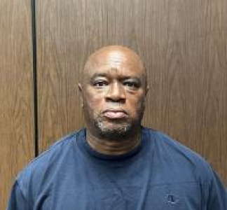 Tracy Lamont Mckinney a registered Sex Offender of California