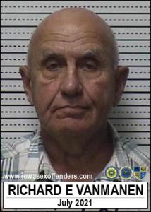 Richard Eugene Vanmanen a registered Sex Offender of Iowa