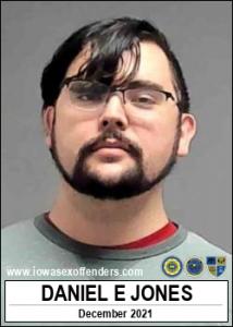 Daniel Edward Jones a registered Sex Offender of Iowa