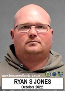 Ryan Strawn Jones a registered Sex Offender of Iowa