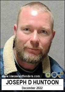 Joseph Daniel Huntoon a registered Sex Offender of Iowa