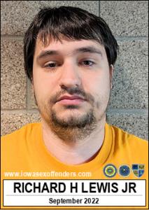 Richard Harold Lewis Jr a registered Sex Offender of Iowa