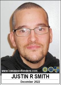 Justin Ray Smith a registered Sex Offender of Iowa