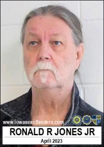 Ronald Roy Jones Jr a registered Sex Offender of Iowa