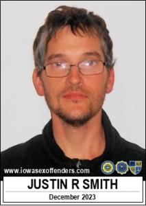 Justin Ray Smith a registered Sex Offender of Iowa