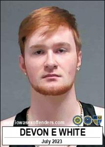 Devon Edwin White a registered Sex Offender of Iowa