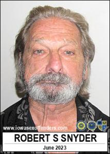 Robert Sherman Snyder a registered  of Iowa