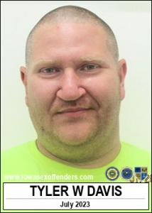 Tyler Wayne Davis a registered Sex Offender of Iowa